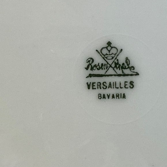 Designer Plate - Picture 3 of 3